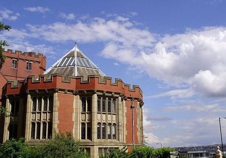 英國建筑設計大學哪個好？