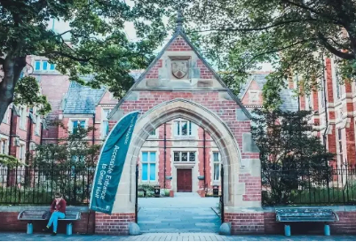 利茲大學申請條件你了解多少？