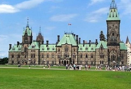 英國金斯頓大學世界排名第幾？
