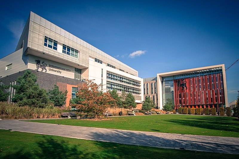 英國伯明翰城市大學學費多少？