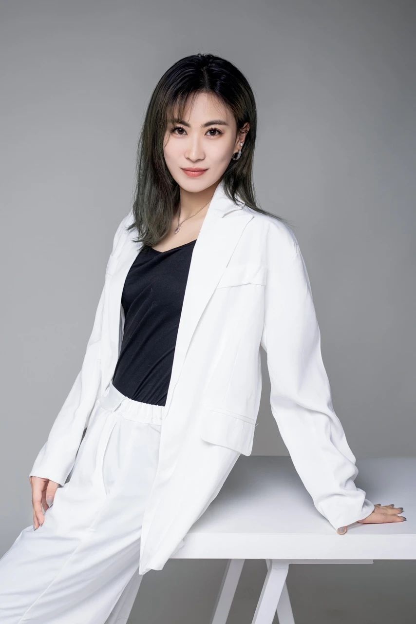 20年鋼琴演奏經驗、8年留美經歷...南加大歸來的我帶學生領跑影視配樂！
