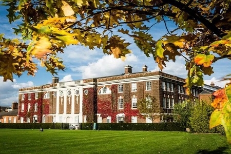 英國金匠相當于中國什么大學？