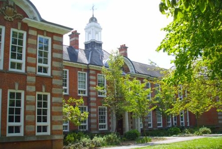 英國南安普頓大學世界排名多少？