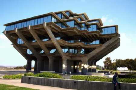 ucsd是美國哪所大學(xué)？