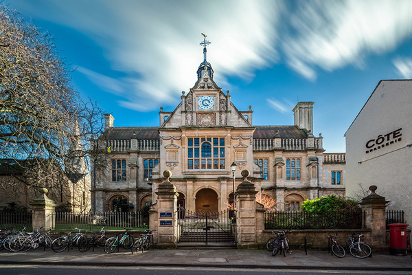 英國牛津大學排名在世界第幾？